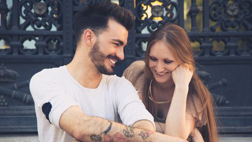 Sondaj/ Tinerii și tatuajele: Aproape un sfert din tineri au cel puțin un tatuaj. În viitor numărul ar putea ajunge chiar la 50%