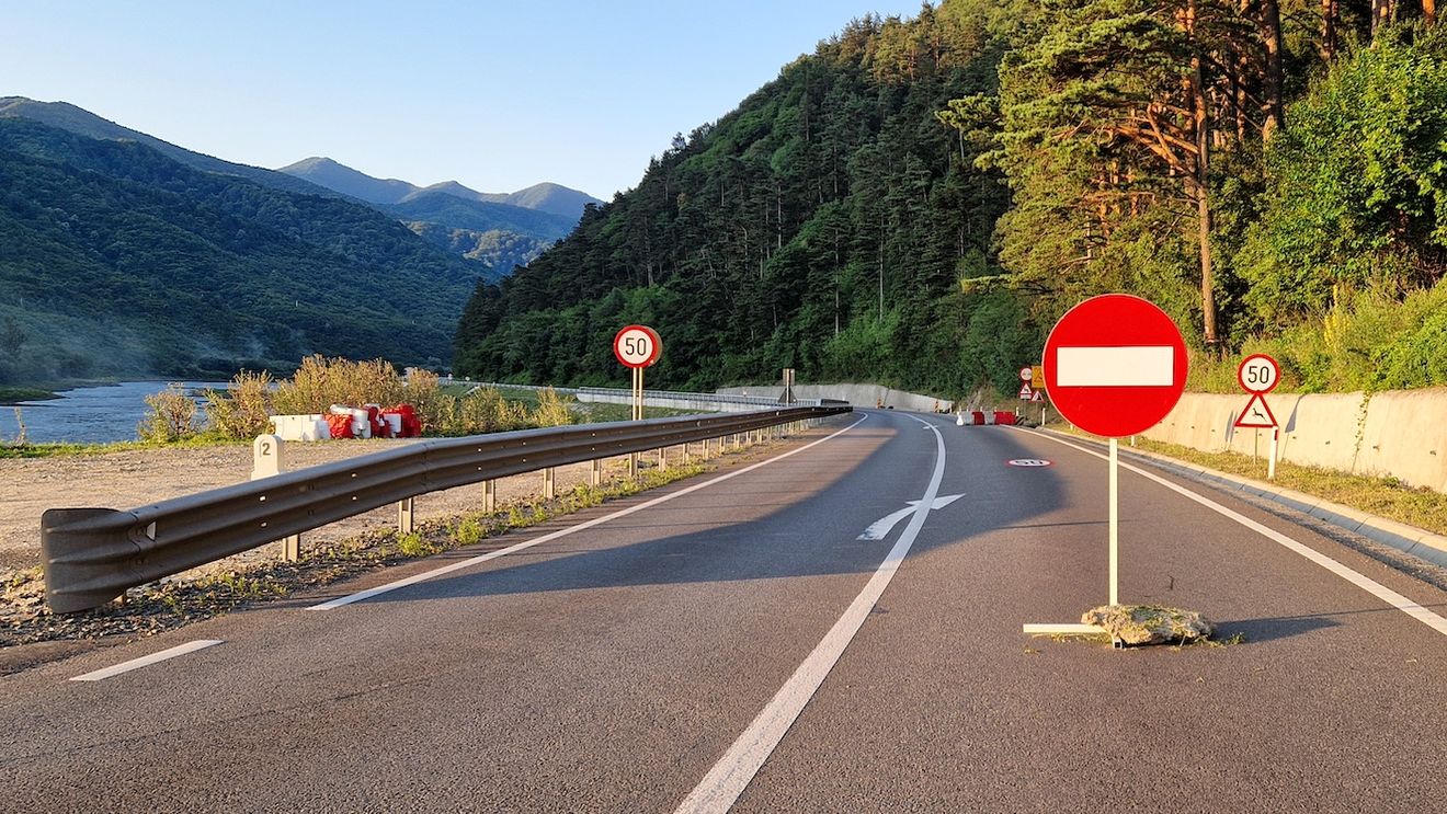 Restricţii de circulaţie pe Valea Oltului în intervalul 21 noiembrie - 19 decembrie / În perioada minivacanţei de 1 decembrie, restricțiile vor fi ridicate