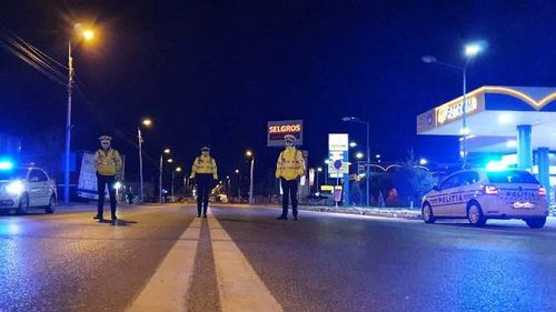 SURSE Guvernul ia în calcul prelungirea cu o oră a restricțiilor de circulație pe timp de noapte: Interdicția de ieșire din casă va fi valabilă de la ora 22:00