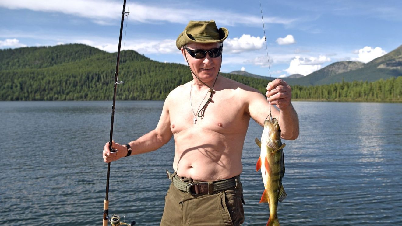 VIDEO Putin reacționează la ironiile liderilor G7: „Nu ştiu exact până unde voiau să se dezbrace, deasupra sau dedesubtul taliei. Dar cred că, oricum, ar fi un spectacol dezgustător”