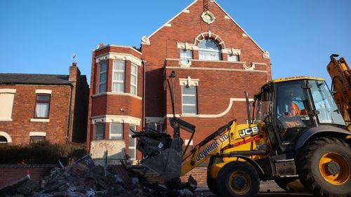 Regatul Unit: Un adolescent de 17 ani, inculpat după atacul de la Southport soldat cu moartea a trei fete