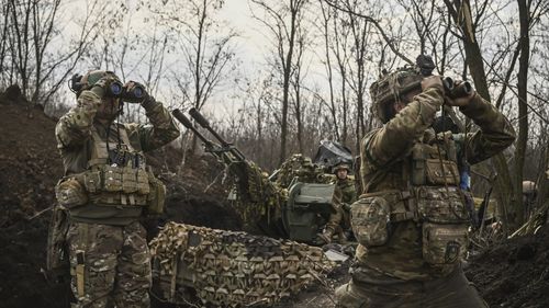 LIVE Ziua 505 de război. Șeful spionajului rus spune că a vorbit cu șeful CIA despre ”ce să facă cu Ucraina”/ Zelenski anunță că nu va accepta un front ”îngheţat” cu Rusia și vrea toate teritoriile înapoi/ Trei nopți de atacuri aeriene asupra Kievului