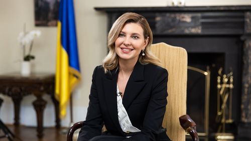 Olena Zelenska și ministrul de Externe Kuleba au ajuns la Belgrad/ Sunt primii oficiali ucraineni de rang înalt care vin în Serbia, aliată a Rusiei