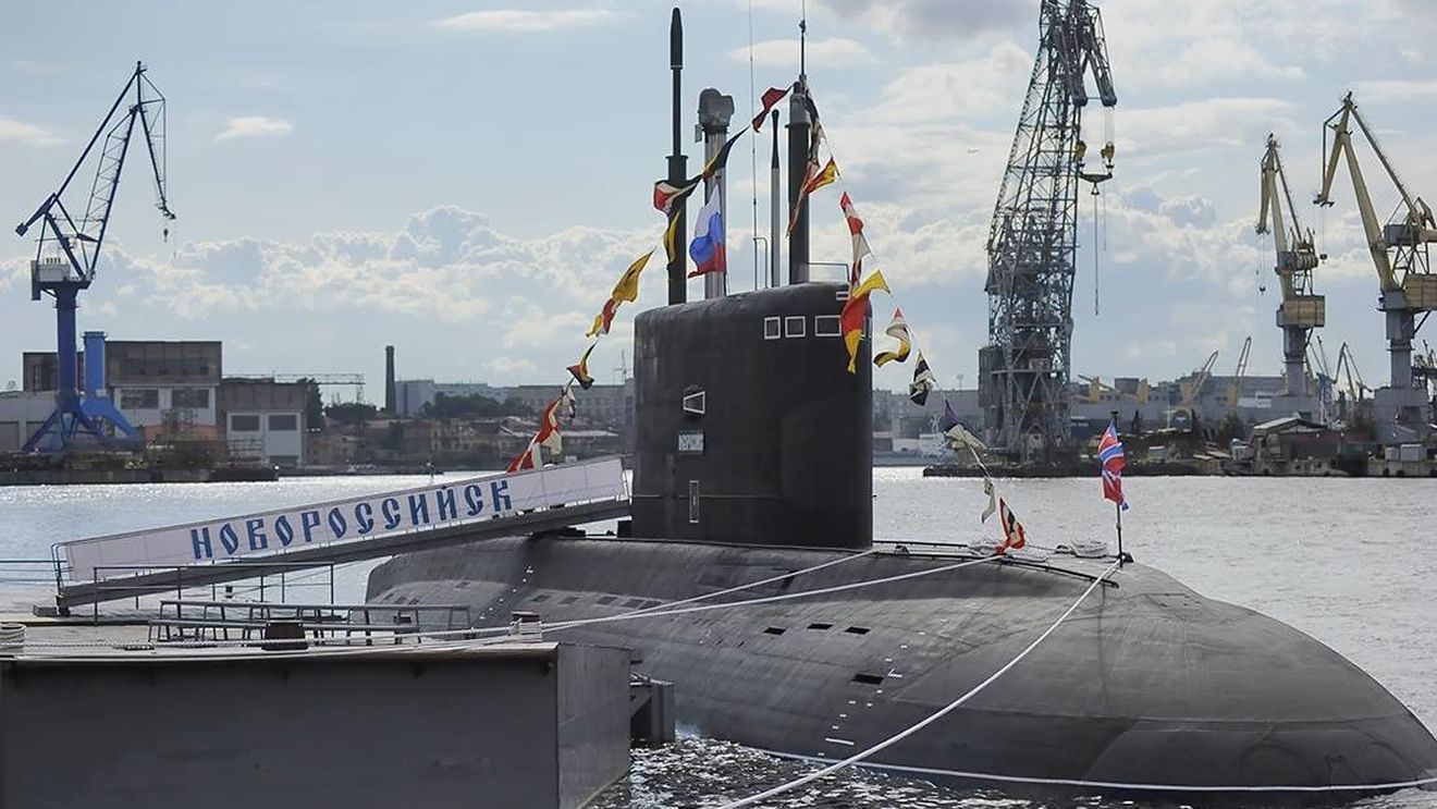 Umbra Kursk planează asupra submarinului rusesc Novorossiisk, care s-ar afla în dificultate în Gibraltar (media)