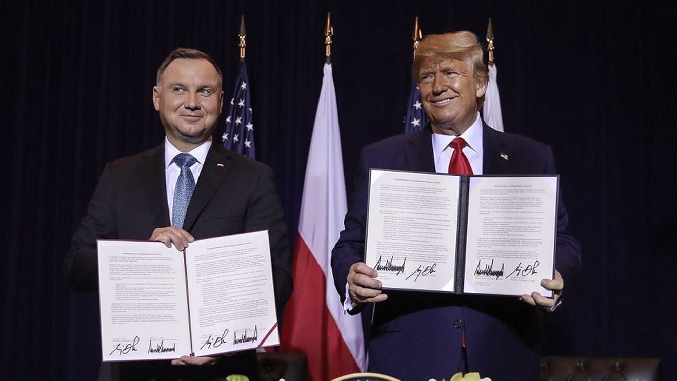 Preşedinţii Trump şi Duda au semnat un acord de suplimentare a trupelor americane din Polonia, care vor ajunge la 5.500 de militari