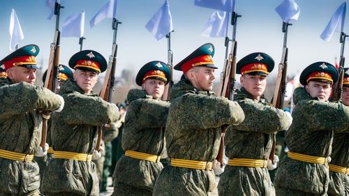 Șeful departamentului naval al Gărzii Naționale Ruse a fost arestat într-o posibilă "amplă anchetă de corupție" (ISW)