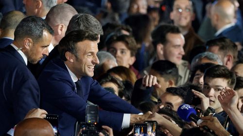 Victoria în imagini. Emmanuel Macron sărbătorește câștigarea celui de-al doilea mandat de președinte al Franței