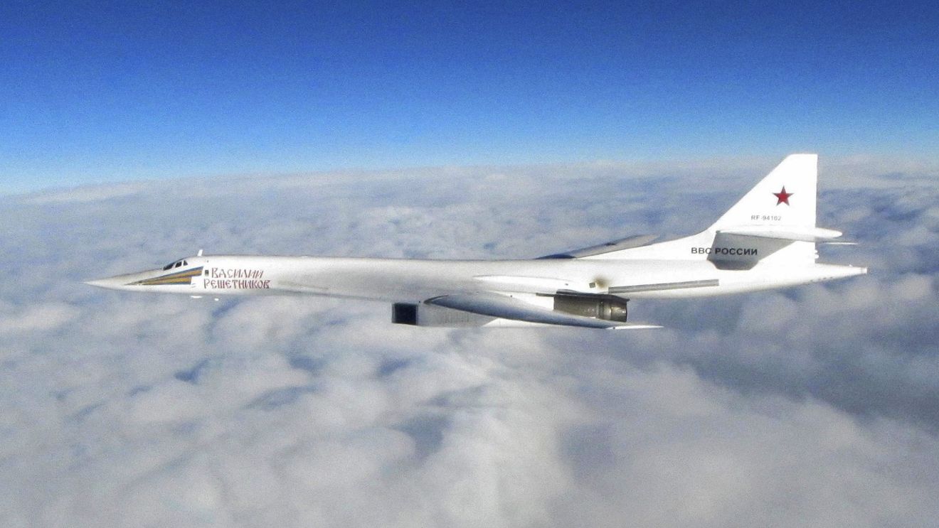 Rusia a retras bombardierele strategice „Lebăda albă” în Orientul Îndepărtat