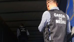 65% din comunele judeţului Călăraşi, amendate într-un singur control de către Garda de mediu / S-a verificat salubrizarea localităților / Recidiva în contravenţie poate fi încadrată ca infracţiune