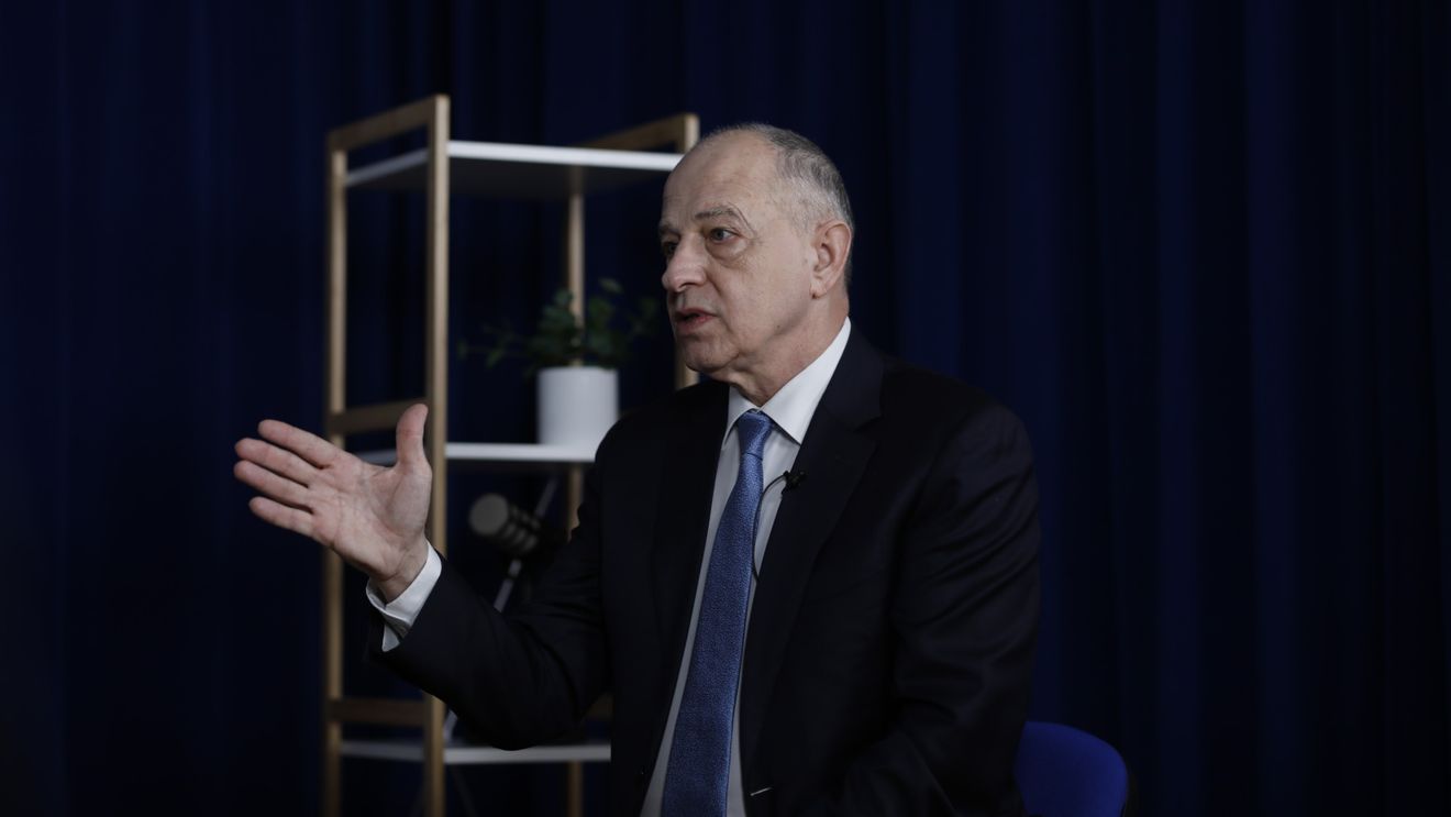 VIDEO INTERVIU Mircea Geoană: Încă stau foarte bine în sondaje / Sunt pe locul trei / N-am avut niciun fel de moment iluzia că vom rămâne acolo sus / Ce spune despre Ciolacu, Simion și Ciucă