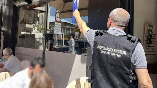 FOTO Administrația Ciucu la București impune reguli la „Străzi Deschise”. Poliția Locală a intervenit, sâmbătă, în prima zi, și a dispus ca boxele orientate spre stradă să fie eliminate de pe Calea Victoriei