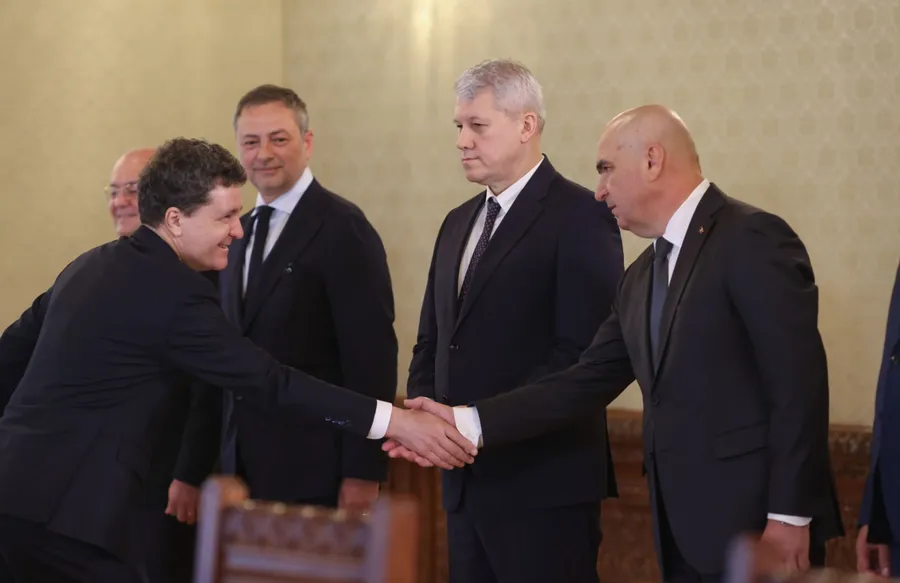 Nicușor Dan cu Ilie Bolojan si Catalin Predoiu si Dan Motreanu la consultari Palatul Cotroceni