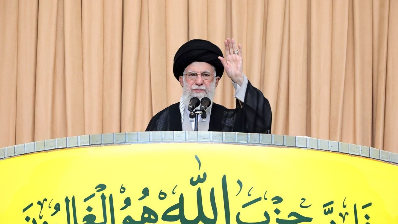 Liderul suprem iranian Ali Khamenei afirmă că Teheranul nu va negocia sub presiunea 'tiranică' a SUA