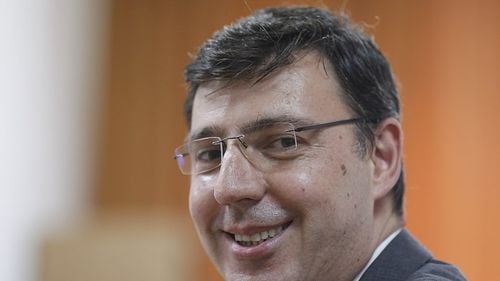 Odă în Cancan și bilanț record pentru ANAF exact în ziua ultimatumului dat șefului Fiscului de ministrul Finanțelor pe tema casei lui Iohannis