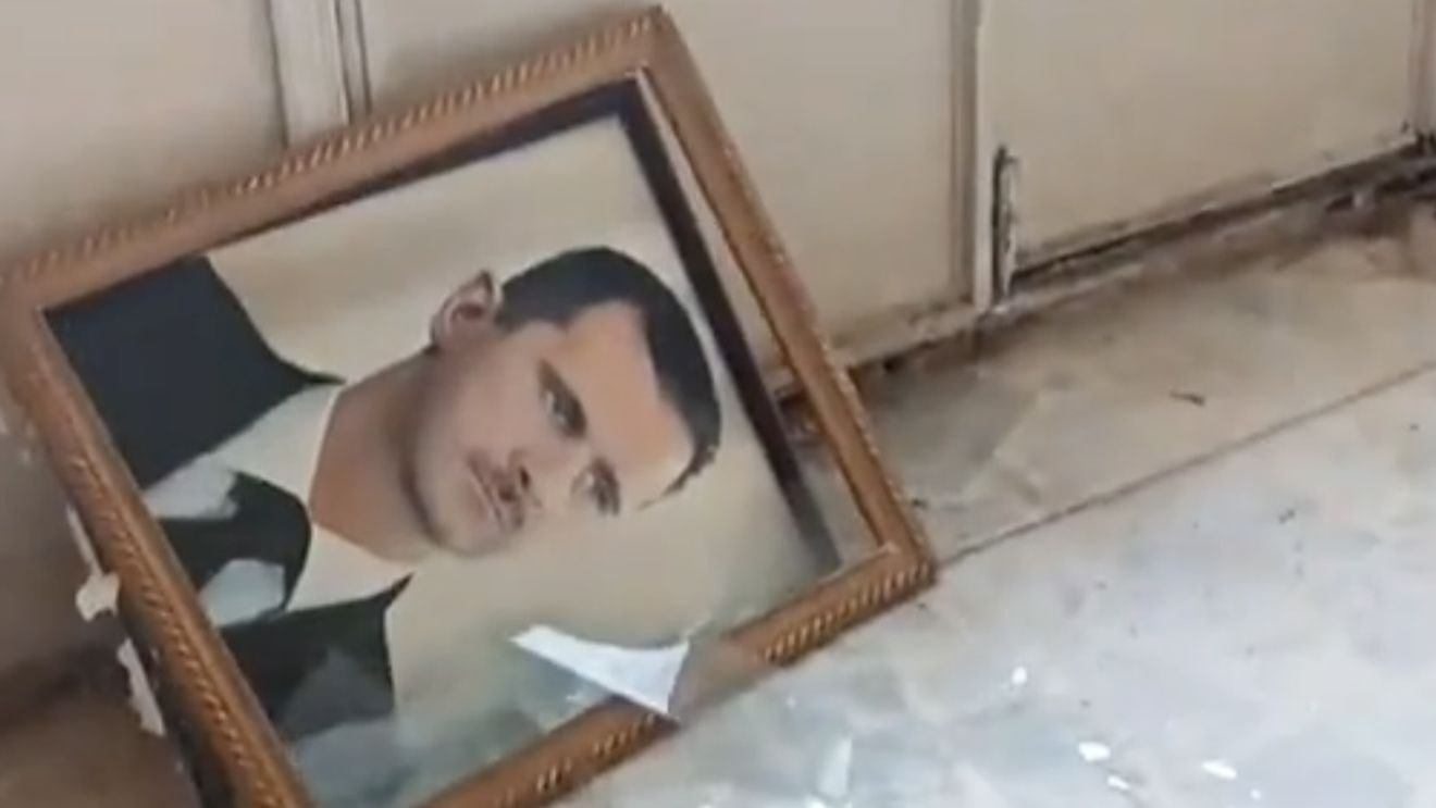 Explozii în depozite de muniţie aparţinând armatei lui Bashar al-Assad, dictatorul sirian refugiat în Rusia