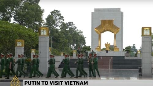 Putin, în Vietnam pentru o vizită oficială / Înainte de Vietnam, Putin a efectuat o vizită în Coreea de Nord