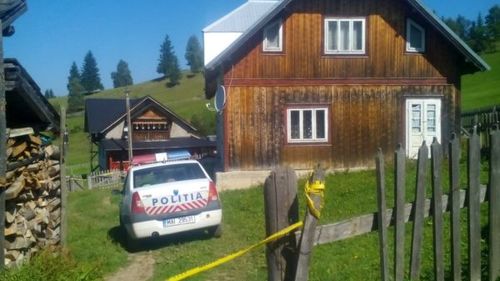 Femeia din Suceava suspectată că şi-a ucis copilul nou-născut ar fi recunoscut că a omorât încă doi bebeluşi în ultimii doi ani. Ea mai are trei copii