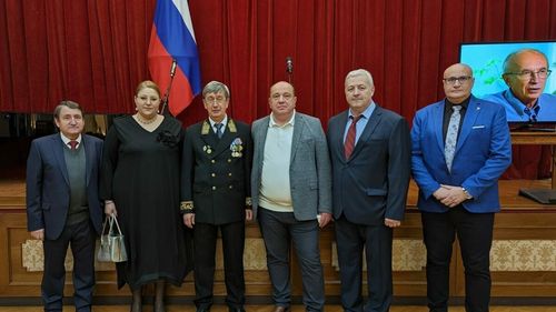 Senatul anunță pe site-ul instituției că Diana Șoșoacă va participa la recepția organizată de Ambasada Rusiei ”cu ocazia aniversării a 78 de ani de la victoria Aliaților împotriva puterilor Axei în cel de-al doilea război mondial”