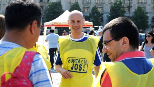 Cât a recuperat Fiscul din banii primiți mită de Bogdan Olteanu, Sorin Oprescu și Relu Fenechiu: A vândut o vilă a lui Olteanu, dar a recuperat doar 2.500 de euro din mita de 900.000 de euro luată de Fenechiu