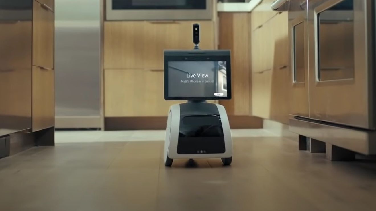 VIDEO Amazon a prezentat Astro, un robot care face puţine, costă mult, iar angajaţii companiei spun că este groaznic