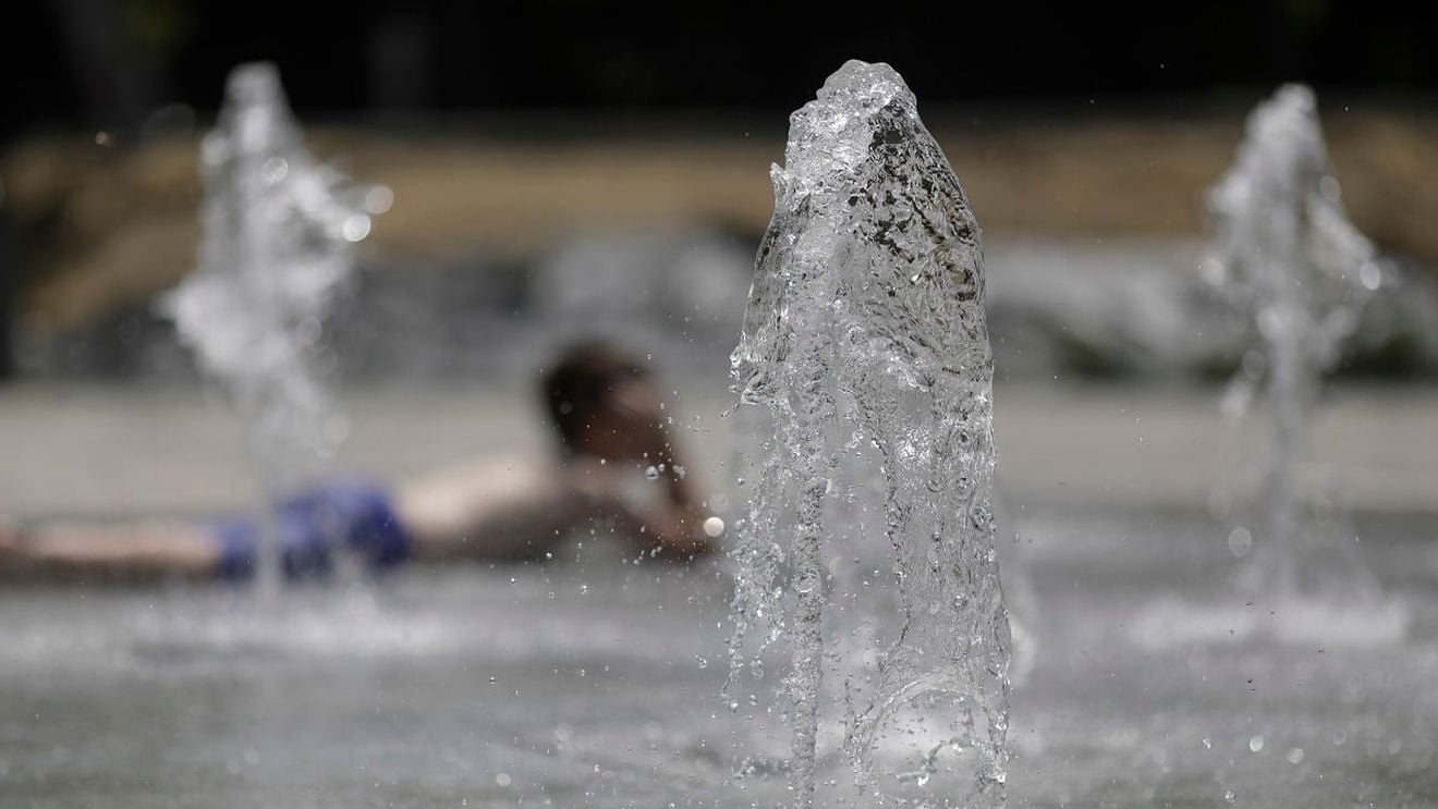 Atenţionare meteo de temperaturi ridicate în opt judeţe din sud şi sud-vestul ţării pe parcursul zilei de miercuri / Temperaturile maxime între 33 şi 36 de grade