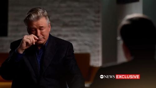 Sentința de care este pasibil Alec Baldwin, revizuită în scădere la maxim 18 luni de închisoare