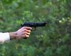 Bărbat din Cluj reţinut de poliţişti, după ce ar fi împuşcat în cap un copil de 14 ani cu o armă cu aer comprimat
