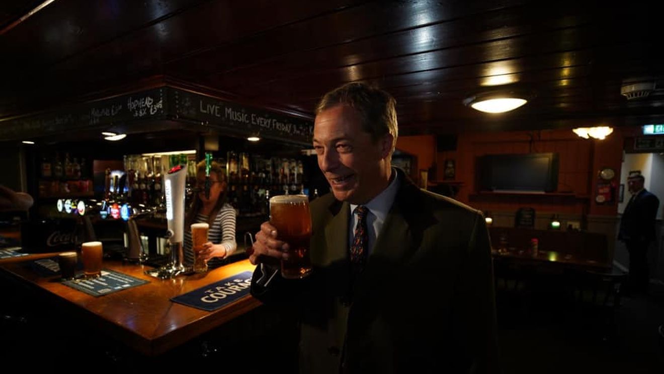 Atmosferă de sărbătoare pentru "Mr. Brexit"