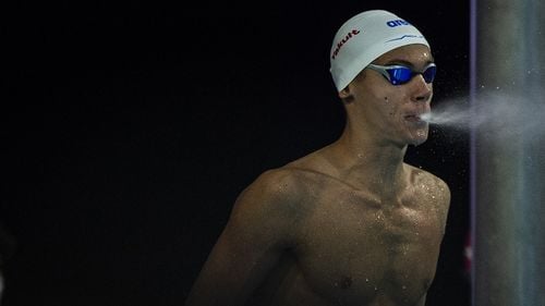 Dosar penal după ce un vecin al lui David Popovici a amenințat că îi distruge mașina / SURSE: Sportivul a sunat la 112, apoi a cerut ordin de protecție