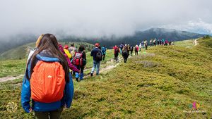 Turism de socializare „în gașcă”. Ideea care i-a venit unui tânăr, într-un weekend, din dorința de a găsi prieteni pentru plimbări în natură