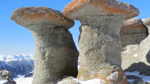 Sfinxul și Babele rămân în domeniul public al orașului Bușteni, anunță Prefectura Prahova în contextul procesului care va stabili linia de hotar cu județul Dâmbovița