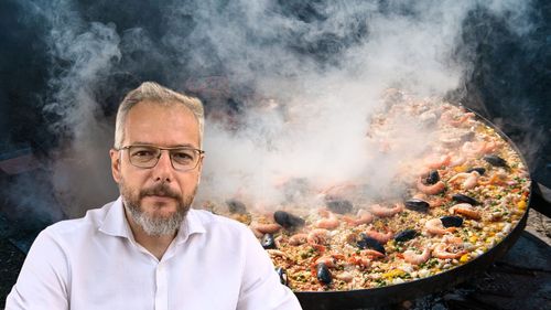 VIDEO | De la Sarmale la Tapas | Românii din Spania promovează rețetele naționale mai bine decât o fac oficialii/ Interviu cu Alin Petrică, jurnalist în Benicàssim, Spania