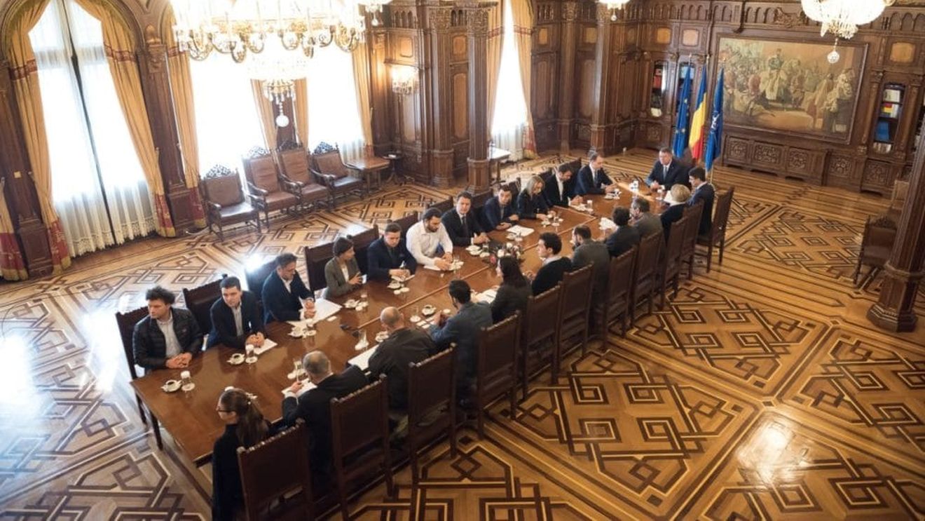 Președintele Iohannis a convocat societatea civilă la consultări privind oportunitatea organizării unui referendum pe justiție