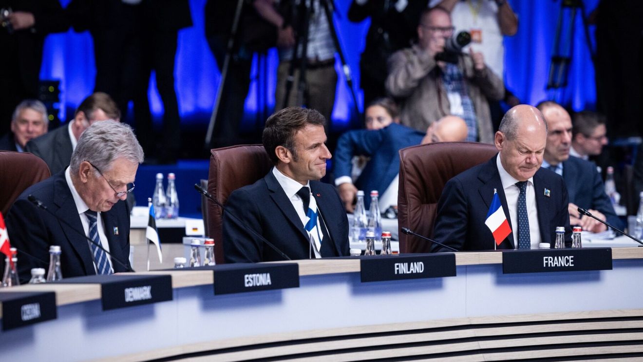 Emmanuel Macron organizează la Paris o conferință internațională de ajutor pentru Ucraina