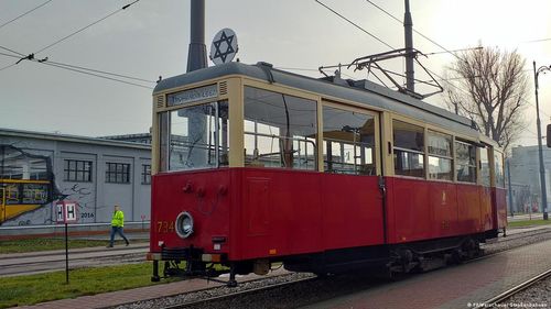 Tineri polonezi îşi descoperă rădăcinile evreieşti. Varșovia a avut a doua comunitate evreiască din lume după New York