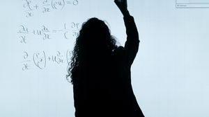 Zeci de profesori din Florida au pierdut cecuri în valoare de 1.000 de dolari din cauza unei erori bancare