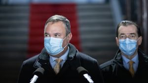 BREAKING Ministrul Apărării, Nicolae Ciucă, a fost desemnat premier interimar de președintele Iohannis, după demisia lui Ludovic Orban