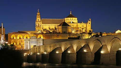 Cordoba, un oraș din Spania, mai puțin popular decât Barcelona și Madrid, cea mai bună destinație pentru ianuarie, spun unii specialiști