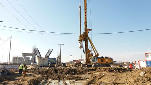 Neputinţa din Transporturi: CNAIR se chinuie de 10 ani să termine un pasaj pe DN 7 - Centura Aradului. După două contracte reziliate, Compania de Drumuri face o nouă licitaţie pentru finalizarea podului de la Micălaca