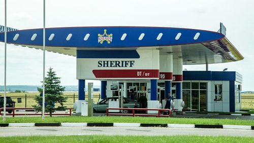 Dezvăluiri din documentele FinCEN: Transnistrenii de la Sheriff, companie înființată de doi foști ofițeri KGB, au importat combustibil din UE în valoare de 100 de milioane de dolari fără să plătească accize și impozite în Republica Moldova