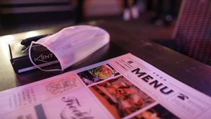 Restaurantele mai au 15 zile pentru a trece în meniuri E-urile și caloriile produselor. ANPC anunţă că va da avertismente în primă fază, după care va trece la sancţiuni