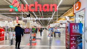 Presa franceză anunță că Auchan își vinde afacerea din Rusia. Divizia rusă „nu comentează zvonurile”