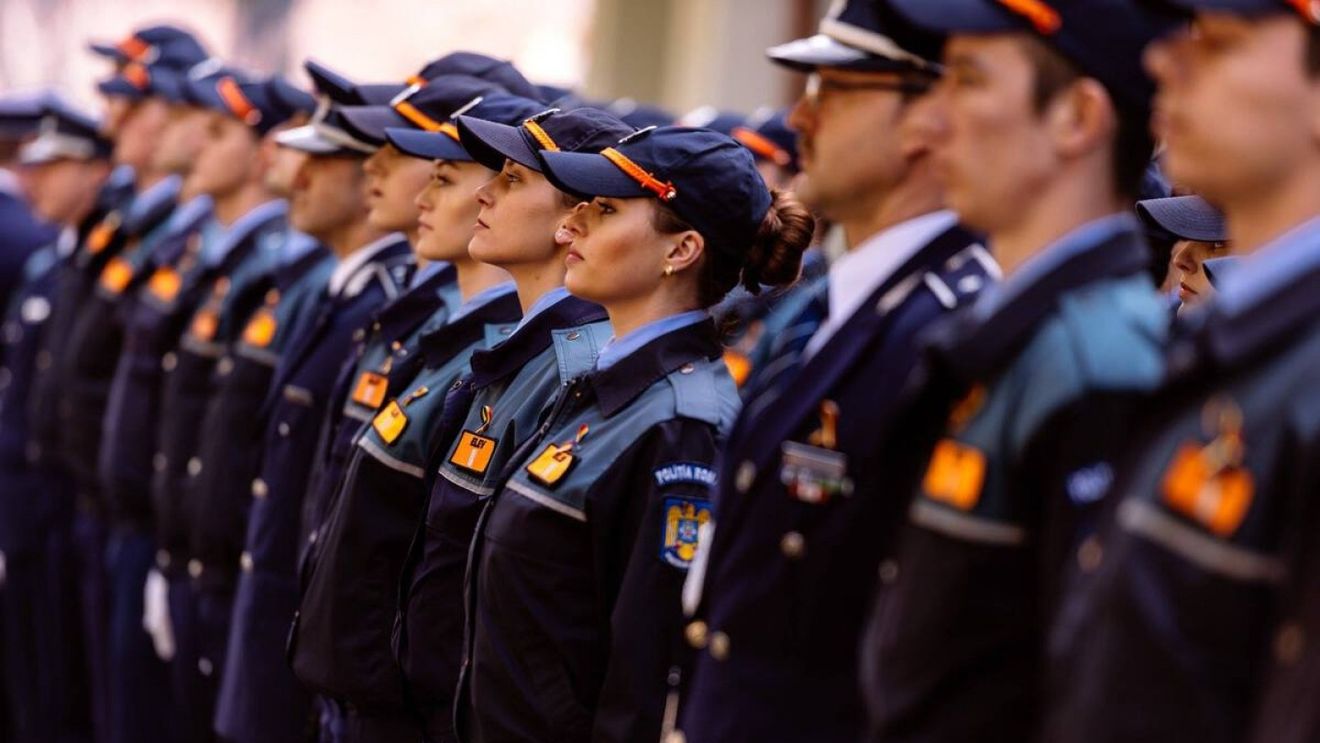 1.700 de candidați concurează pe 1.300 de locuri la Școala de Poliție Câmpina / Alți peste 1.200 au fost respinși la proba fizică