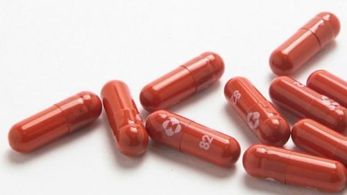 35 de producători de medicamente vor fabrica o variantă ieftină a pastilei Pfizer anti-Covid-19