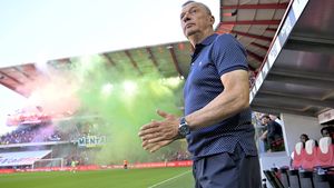 Mircea Rednic, dat afară de la Standard Liege - A rezistat doar cinci meciuri