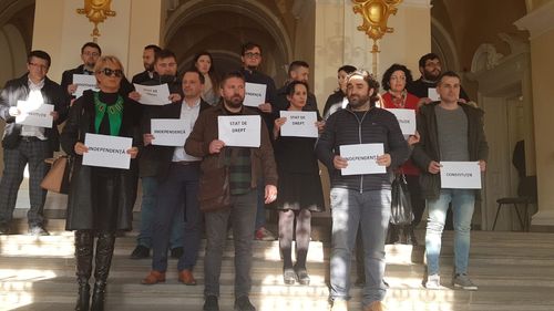 Proteste ale procurorilor și judecătorilor la Oradea și Constanța împotriva OUG pe justiție