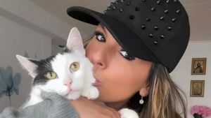 „Un om care ajută animalele nu poate fi rău!” Interviu cu Raluca Băleanu, medic stomatolog și protector al animalelor, despre iubirea necondiționată și responsabilitatea noastră (VIDEO)