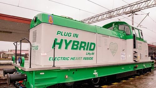 Ungaria a semnat un acord cu un producător chinez pentru furnizarea de locomotive hibrid