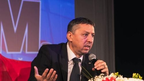 Uneori mi se pare că nu înțelegem bine ecosistemul în educație, triada cheie: profesori-elevi-părinți, spune ministrul Educației. „Nu înseamnă că toți putem face orice”