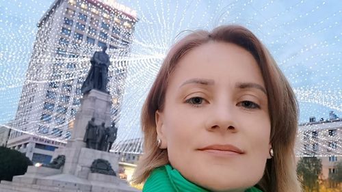 Diana Șoșoacă urmează să fie înlocuită în Senat de o ieșeancă / Atât ea, cât și soțul ei au fost aleși consilieri locali: ea AUR, el PNL